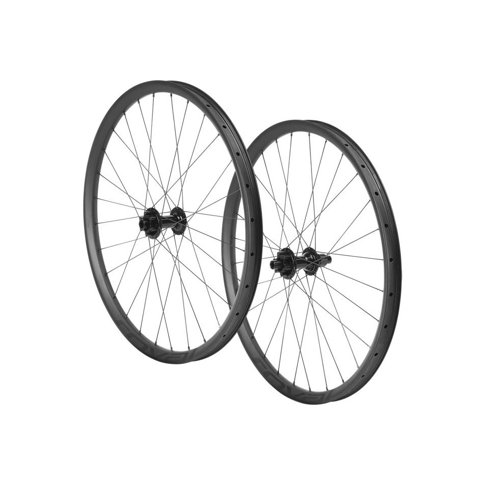 Specialized Traverse 27.5 Carbon 148 3 Specialized Traverse 27.5 Carbon 148